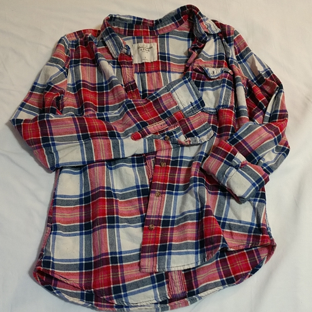 Abercrombie and Fitch red/white/blue fannel